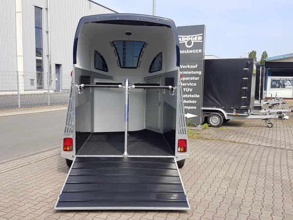 Careliner ALU Dach und Bug in ocean, mit Panoramadach und Bruststangenzusatzpolster