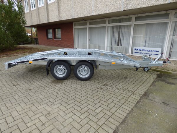 Martz Car 4020S, GT 400, 2700KG zGG, 405x205cm, vorn und hinten abgeschrgt, mit Winde und Rampen