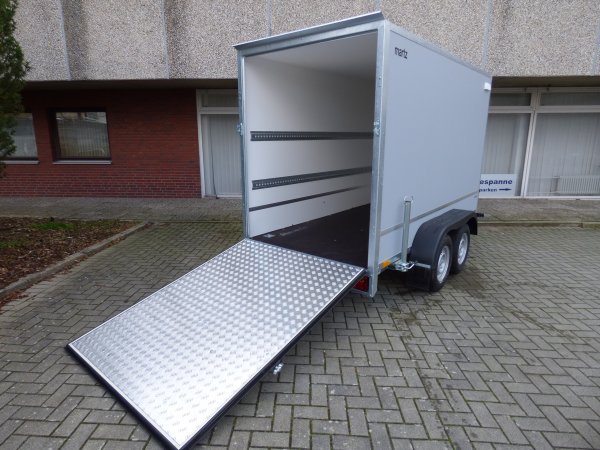 Martz Kargo 300/2C Tandem-Kofferanhnger, hellgrau, Beladerampe, 2000KG, 300x148x180cm