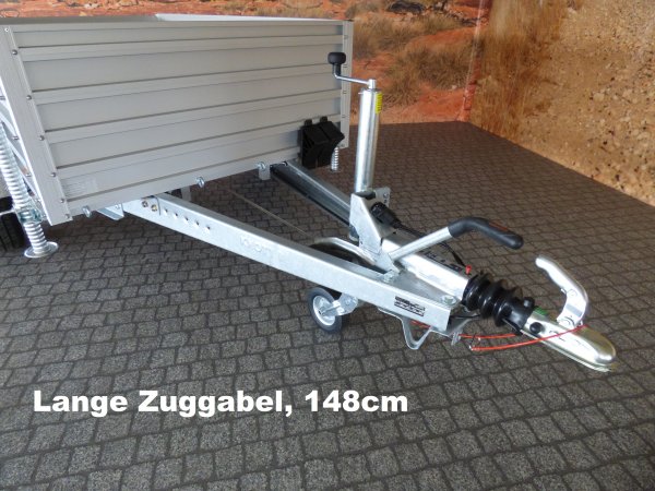 Alutrail Adventure, 1,4t zGG, Lademae: 216x135x69cm, mit Hartschalen Dachzelt Dingo fr 3 Personen