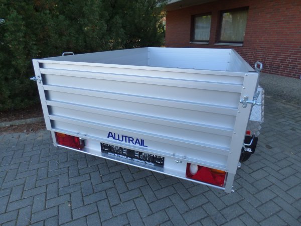 Alutrail Offroad 1,4t zGG, Lademae: 215x135x54m, mit Extras wie Fin1856