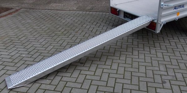 FORZA Alurampe Schwerlast 300x26cm, 2000kg (8)